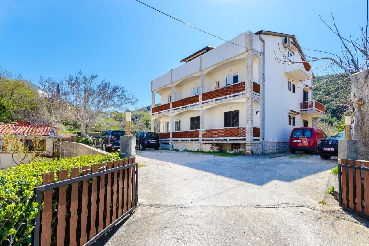 Apartments Luka Supetarska Draga Zewnętrze zdjęcie