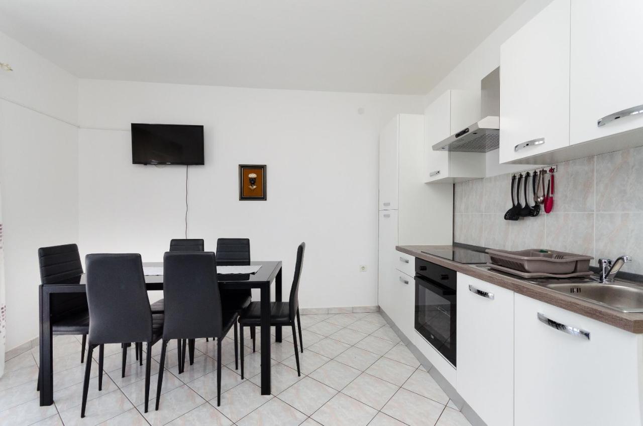 Apartments Luka Supetarska Draga Zewnętrze zdjęcie
