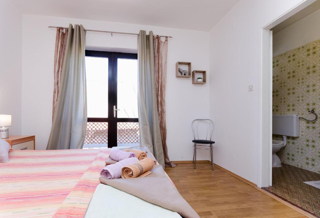 Apartments Luka Supetarska Draga Zewnętrze zdjęcie