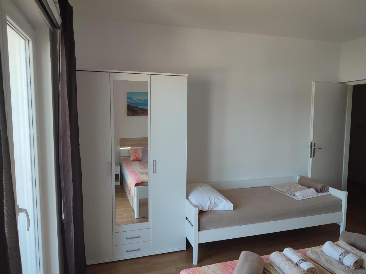 Apartments Luka Supetarska Draga Zewnętrze zdjęcie